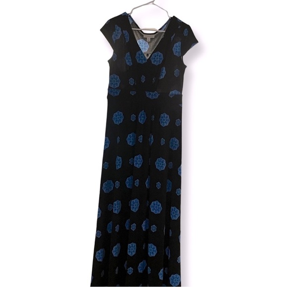 Dana Buchman Dresses & Skirts - Nwt Black Print Maxi Dress S
